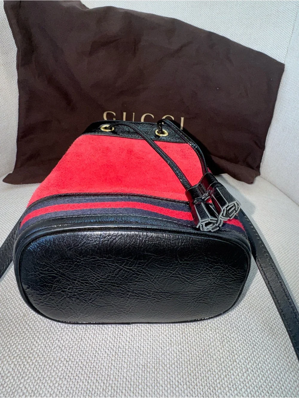 Gucci Ophidia Mini Red Suede and Black Accent Bucket Bag Gucci Red Suede/Black Patent Leather Ophidia Small Bucket Bag main image 4